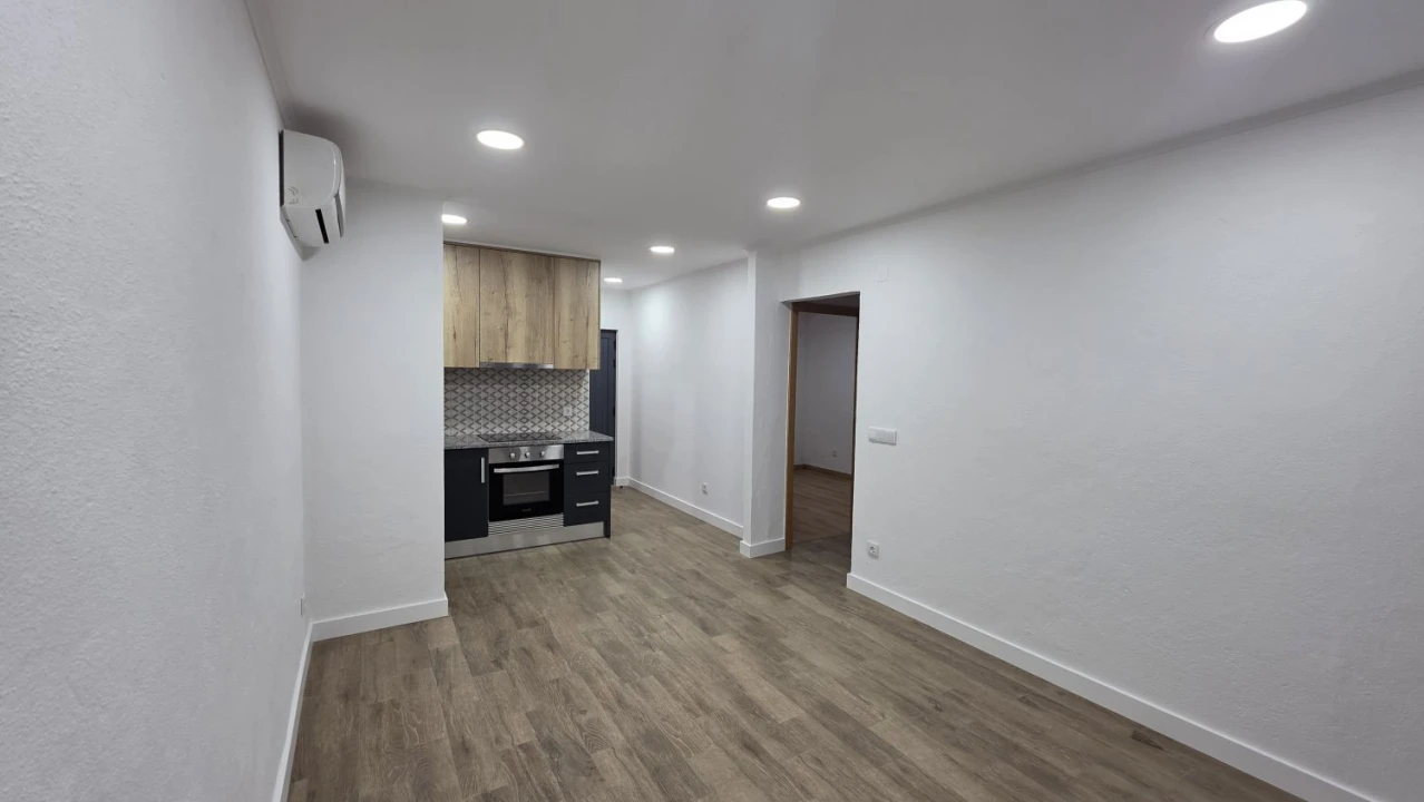 Moradia T2 para Venda em Igreja Nova do Sobral Foto 31