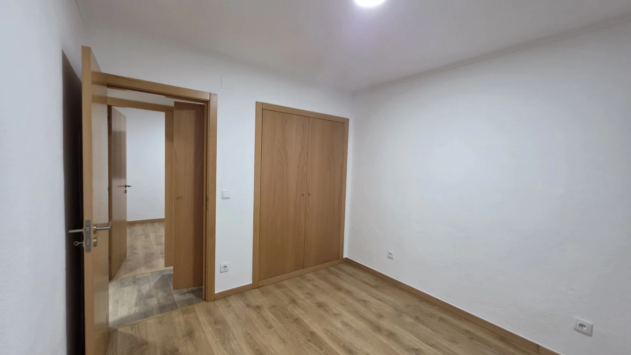 Moradia T2 para Venda em Igreja Nova do Sobral Foto 38