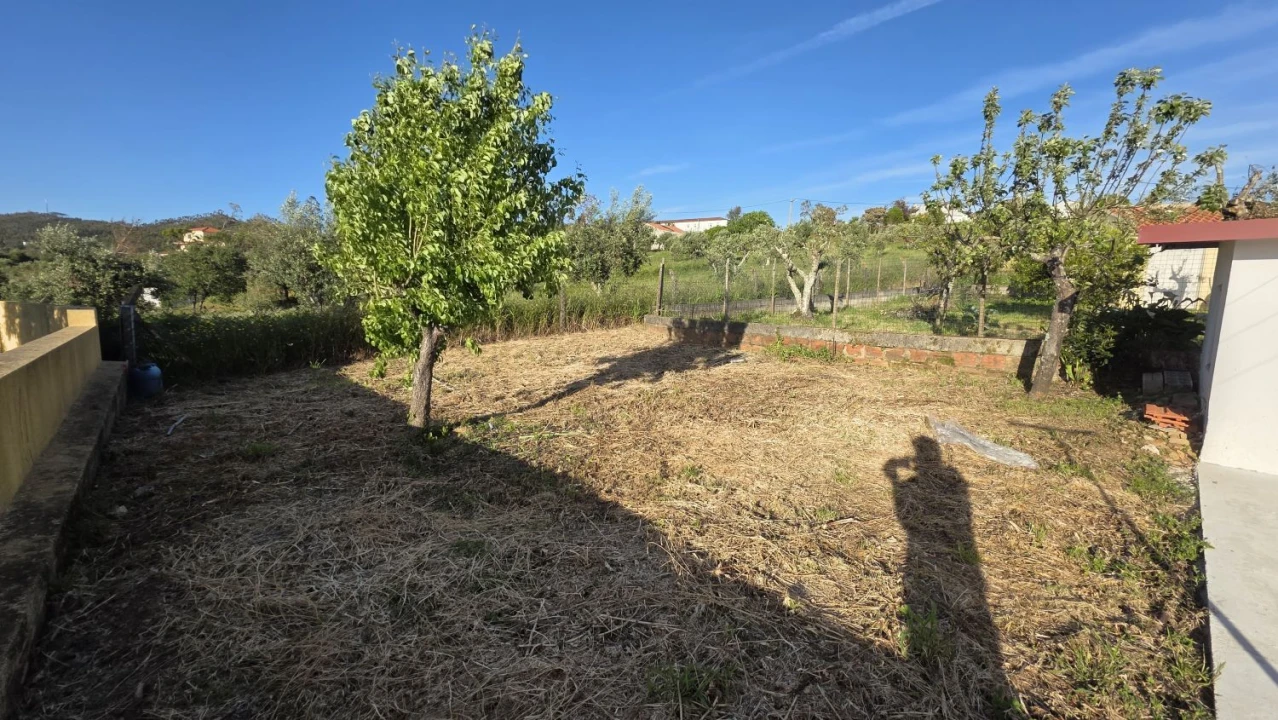 Moradia T2 para Venda em Igreja Nova do Sobral Foto 27