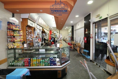 Loja para Trespasse em Pontinha e Famões