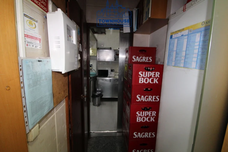 Loja para Trespasse em Pontinha e Famões Foto 25