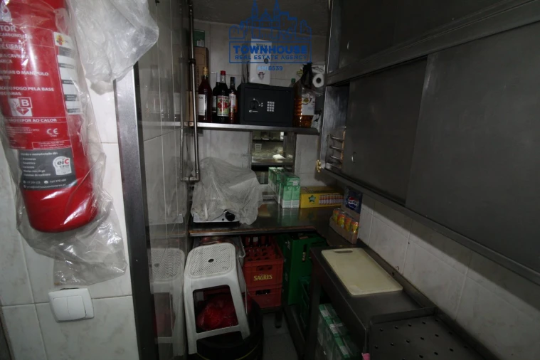 Loja para Trespasse em Pontinha e Famões Foto 24