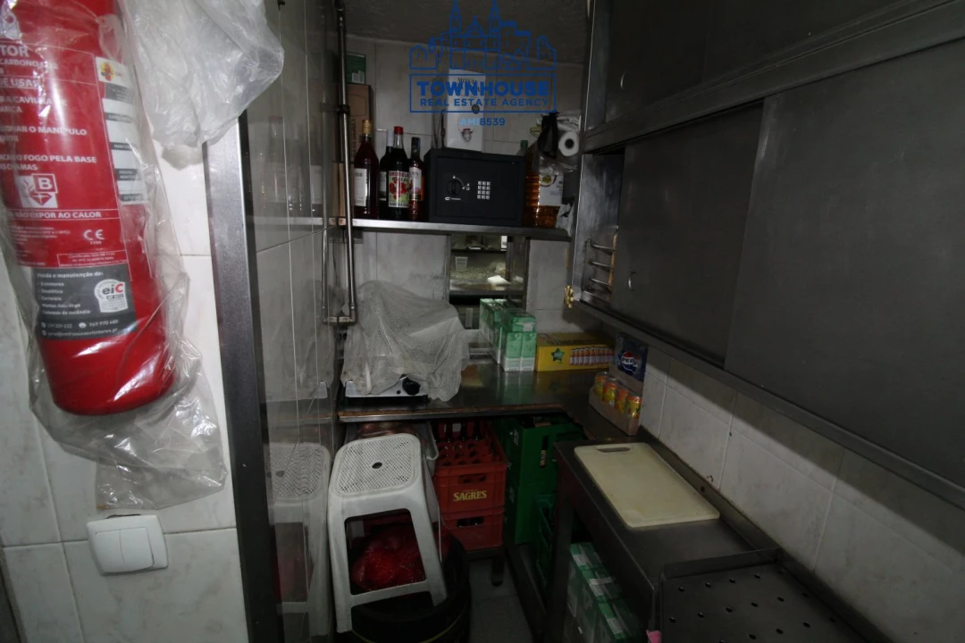 Loja para Trespasse em Pontinha e Famões Foto 24