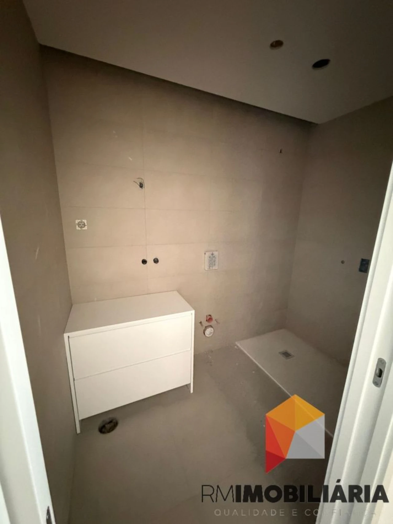 Apartamento T2 para Venda em Paranhos Foto 15