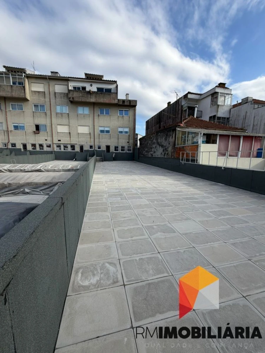 Apartamento T2 para Venda em Paranhos Foto 20