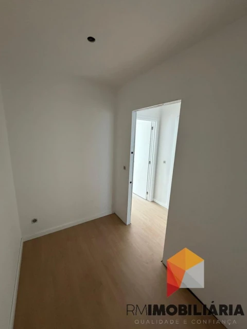 Apartamento T2 para Venda em Paranhos