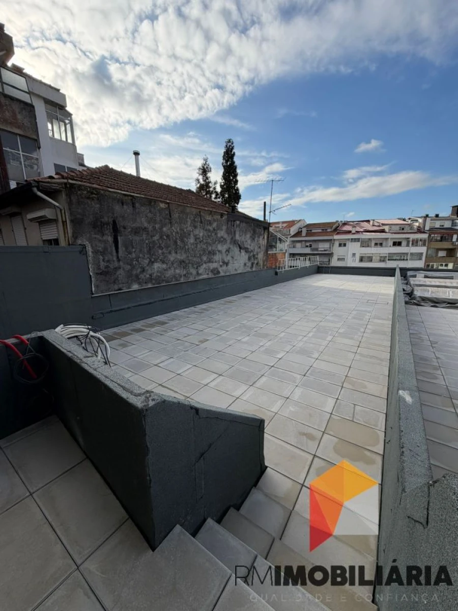 Apartamento T2 para Venda em Paranhos Foto 19