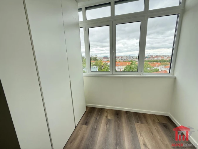 Apartamento T3 para Venda em Benfica Foto 18