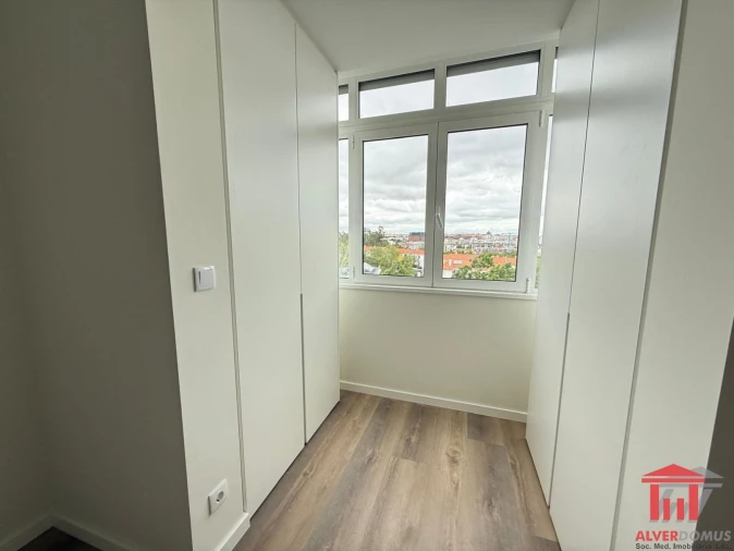 Apartamento T3 para Venda em Benfica Foto 14