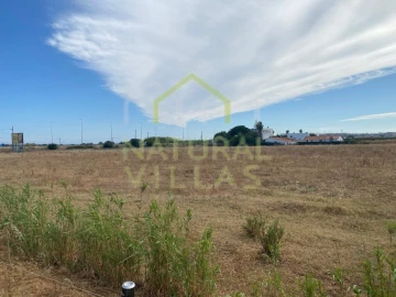 Terreno Misto para Venda em Faro (Sé e São Pedro)
