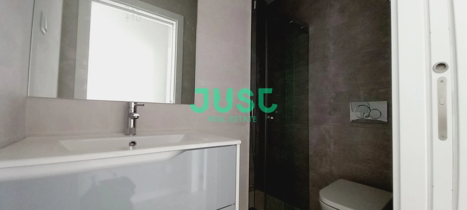 Moradia T3 para Venda em Fernao Ferro Foto 6