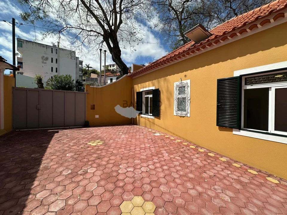 Moradia T2 para Venda em Funchal (Santa Luzia) Foto 29