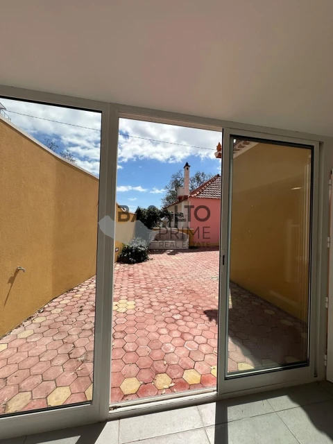 Moradia T2 para Venda em Funchal (Santa Luzia)