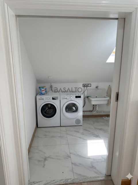 Moradia T2 para Venda em Funchal (Santa Luzia)