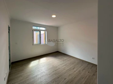 Moradia T2 para Venda em Funchal (Santa Luzia)