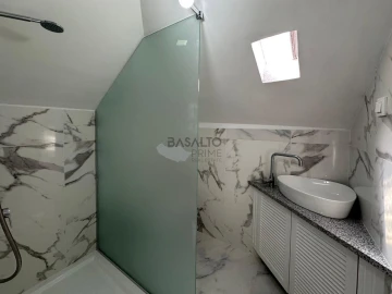 Moradia T2 para Venda em Funchal (Santa Luzia)