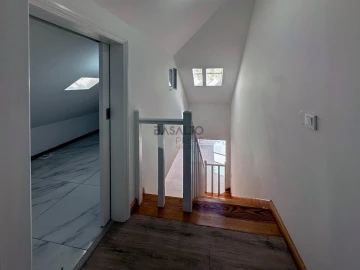 Moradia T2 para Venda em Funchal (Santa Luzia)