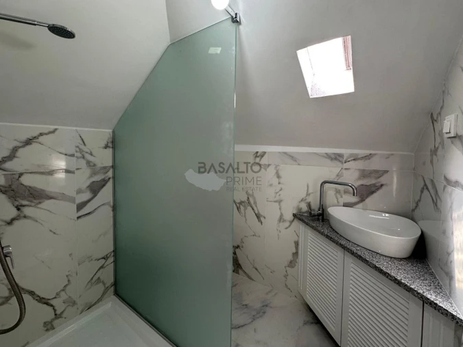 Moradia T2 para Venda em Funchal (Santa Luzia) Foto 22