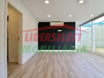 Moradia T4 para Venda em Silveira