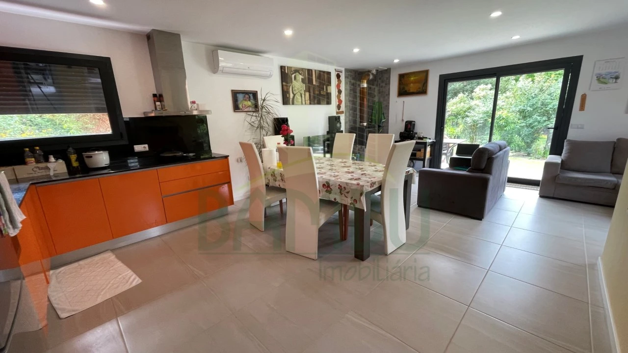 Moradia T3 para Venda em Ganfei Foto 3