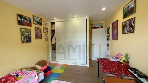 Moradia T3 para Venda em Ganfei