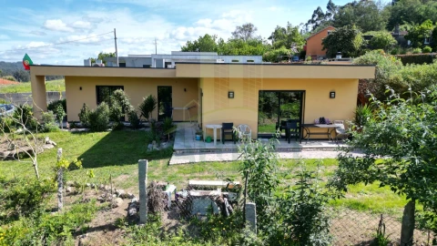 Moradia T3 para Venda em Ganfei