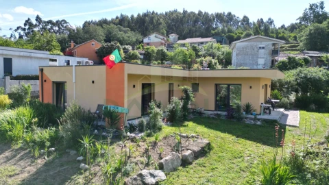 Moradia T3 para Venda em Ganfei