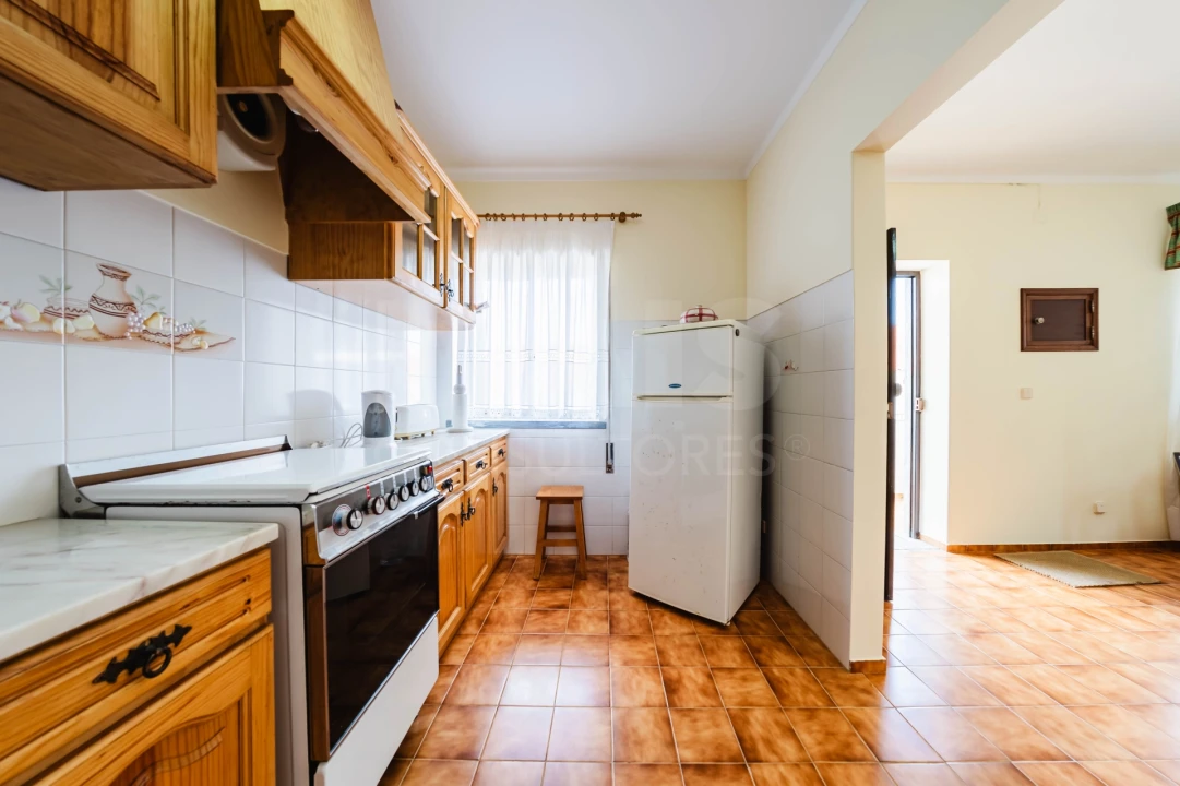 Apartamento T2 para Venda em Atouguia da Baleia Foto 10