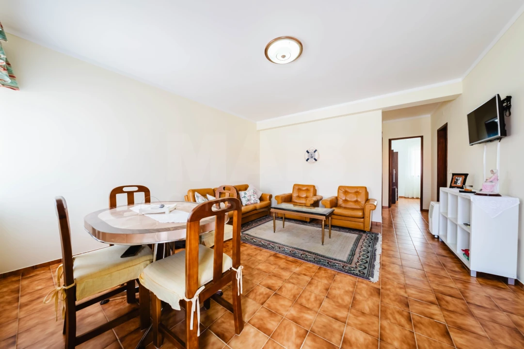 Apartamento T2 para Venda em Atouguia da Baleia Foto 6