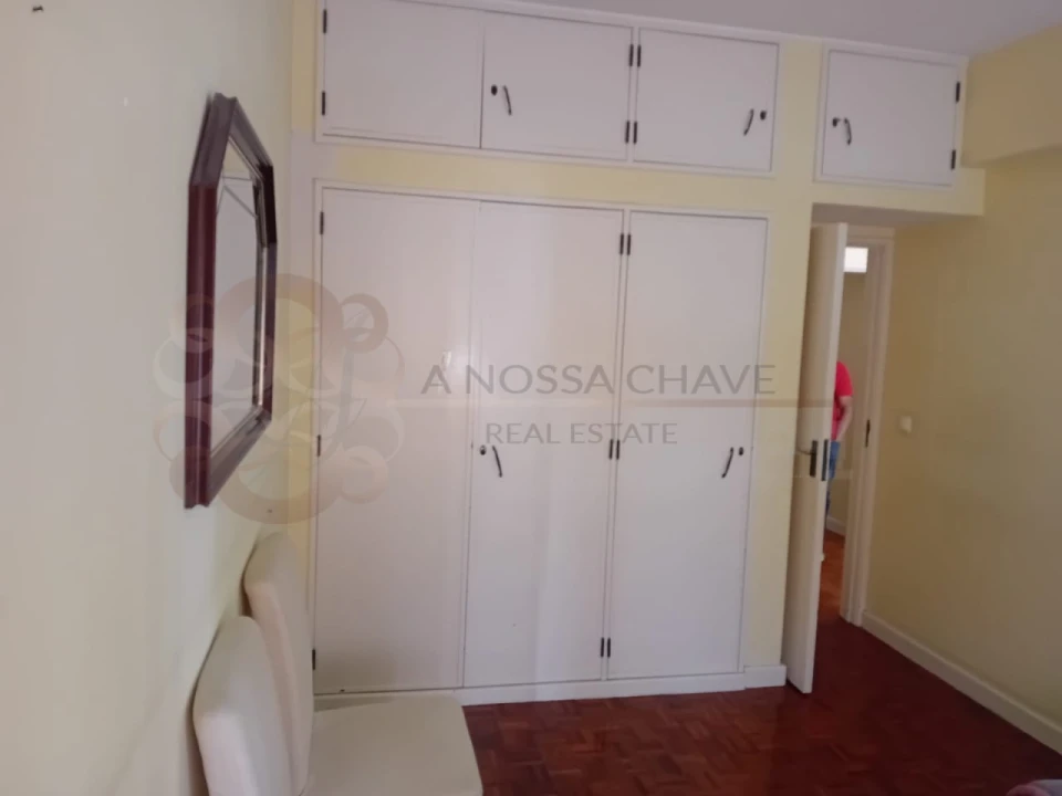 Apartamento T3 para Venda em Alfragide Foto 4