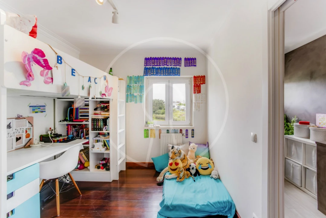 Moradia T5 para Arrendamento em Rio de Mouro Foto 23