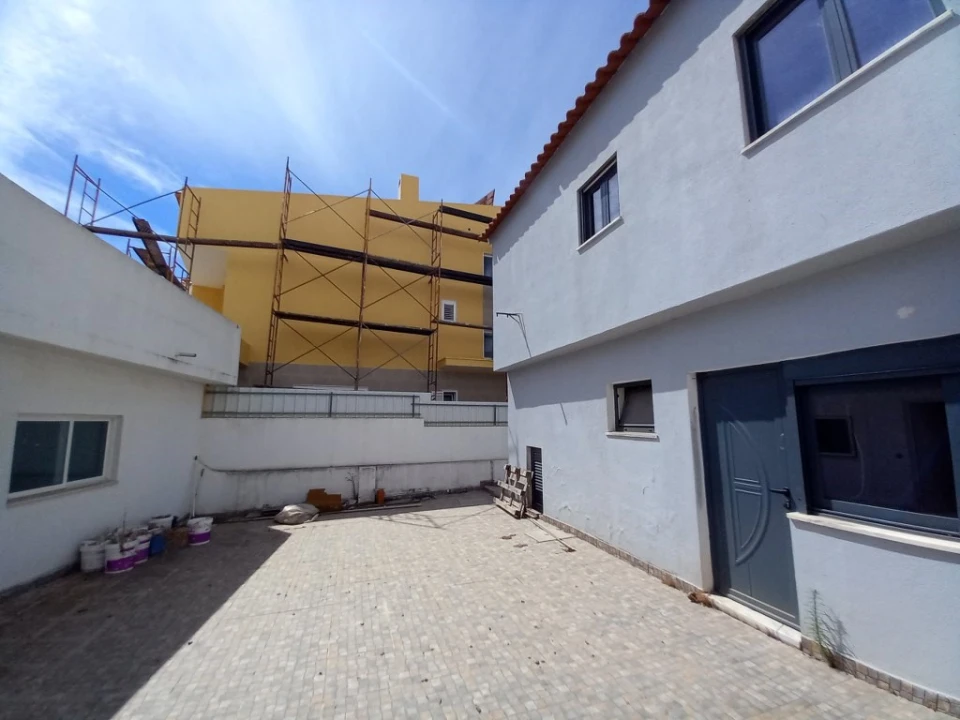 Moradia T5 para Venda em Amora Foto 45