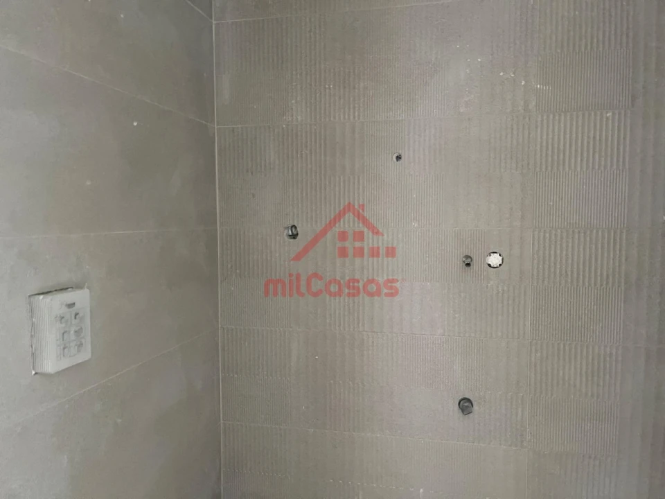 Apartamento T1 para Venda em Santa Maria, São Pedro e Matacães Foto 9