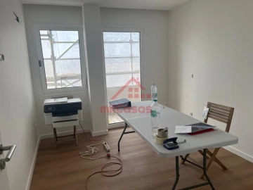 Apartamento T1 para Venda em Santa Maria, São Pedro e Matacães