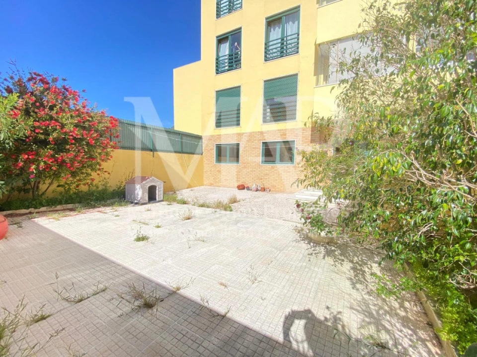 Apartamento T2 para Venda em Alcabideche Foto 25