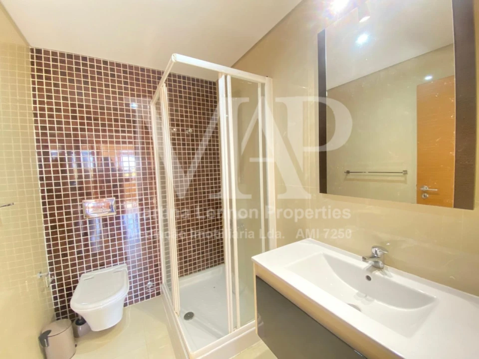 Apartamento T2 para Venda em Alcabideche Foto 13