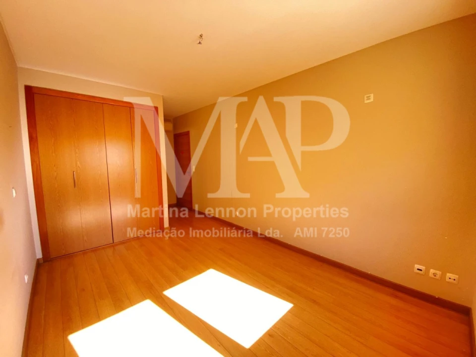 Apartamento T2 para Venda em Alcabideche Foto 18