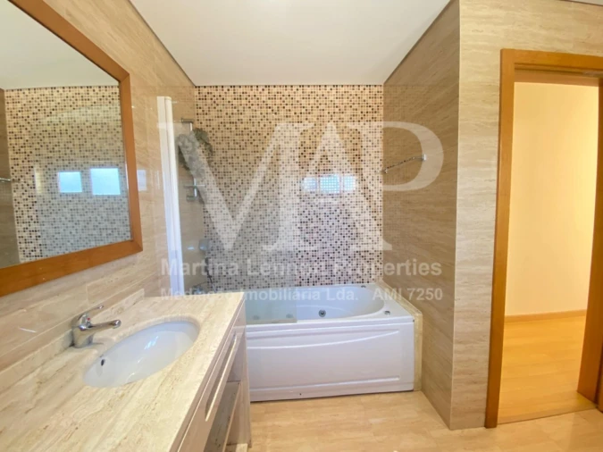 Apartamento T2 para Venda em Alcabideche Foto 21