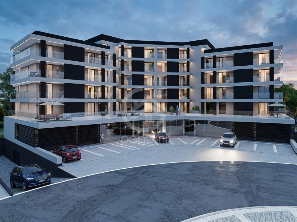 Loja para Venda em Pedrouços Foto 1