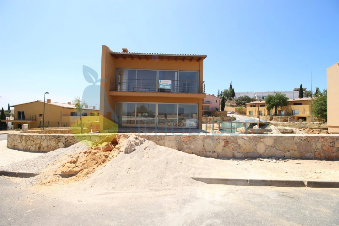 Moradia T4 para Venda em Algoz e Tunes Foto 8