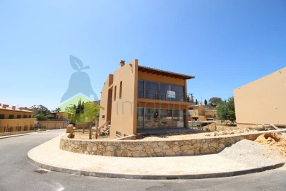 Moradia T4 para Venda em Algoz e Tunes