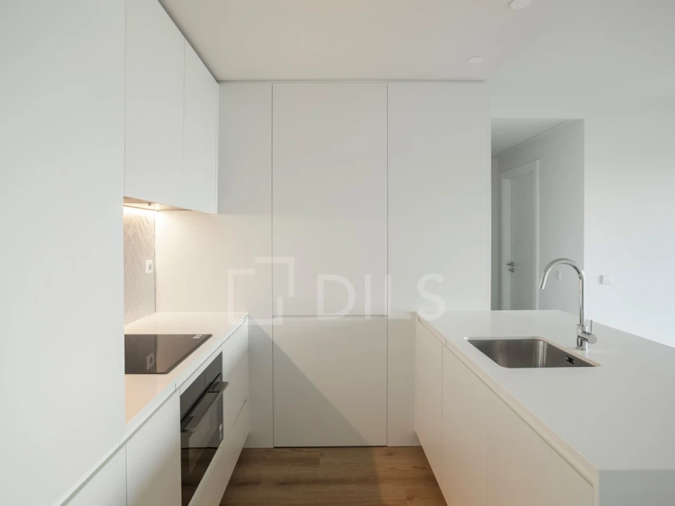 Apartamento T2 para Venda em Algés, Linda-A-Velha e Cruz Quebrada-Dafundo Foto 4