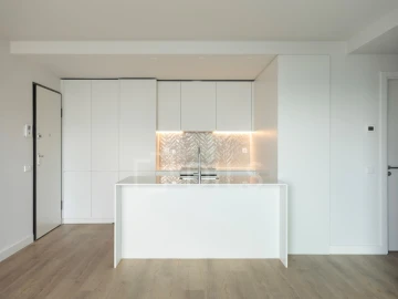 Apartamento T2 para Venda em Algés, Linda-A-Velha e Cruz Quebrada-Dafundo