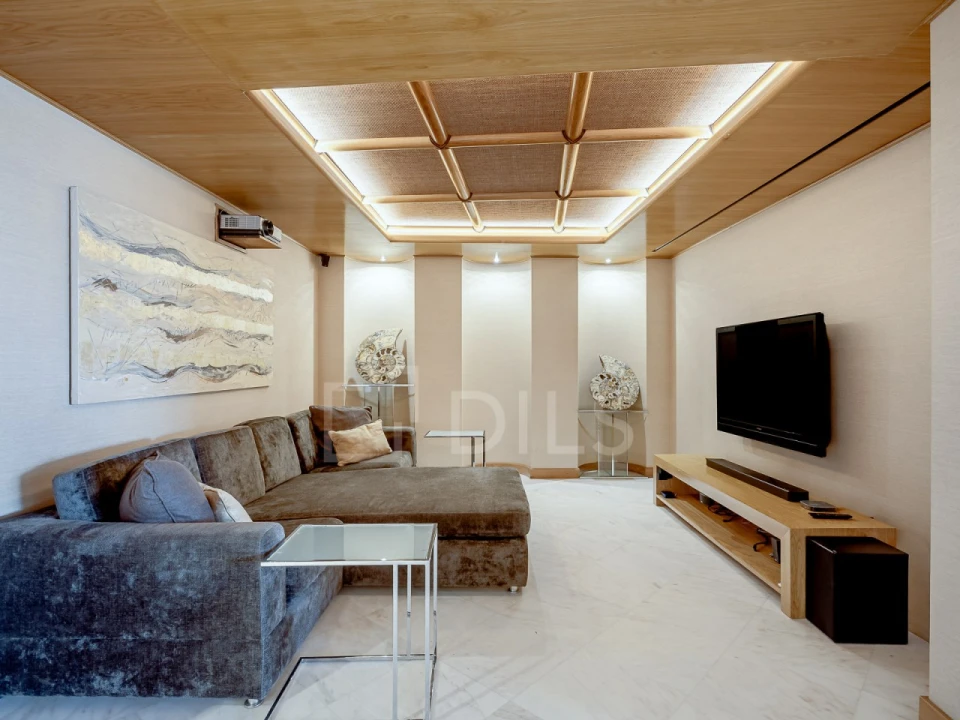 Apartamento T4 para Venda em Algés, Linda-A-Velha e Cruz Quebrada-Dafundo Foto 5