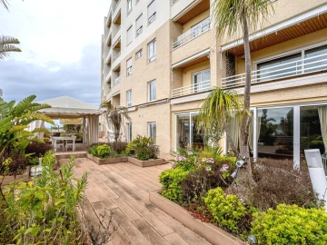 Apartamento T4 para Venda em Algés, Linda-A-Velha e Cruz Quebrada-Dafundo