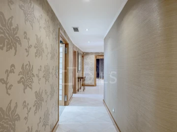 Apartamento T4 para Venda em Algés, Linda-A-Velha e Cruz Quebrada-Dafundo