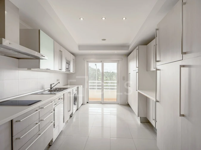Apartamento T4 para Venda em Algés, Linda-A-Velha e Cruz Quebrada-Dafundo Foto 21