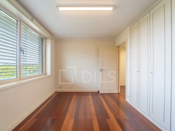 Moradia T4 para Venda em Aldoar, Foz do Douro e Nevogilde