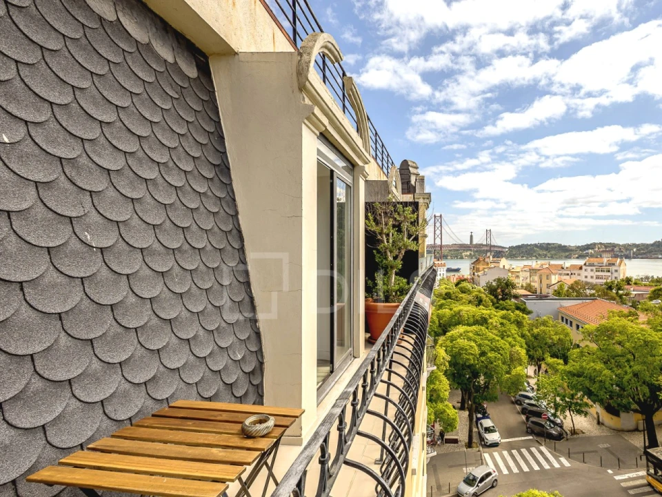 Apartamento T3 para Venda em Alcantara Foto 1