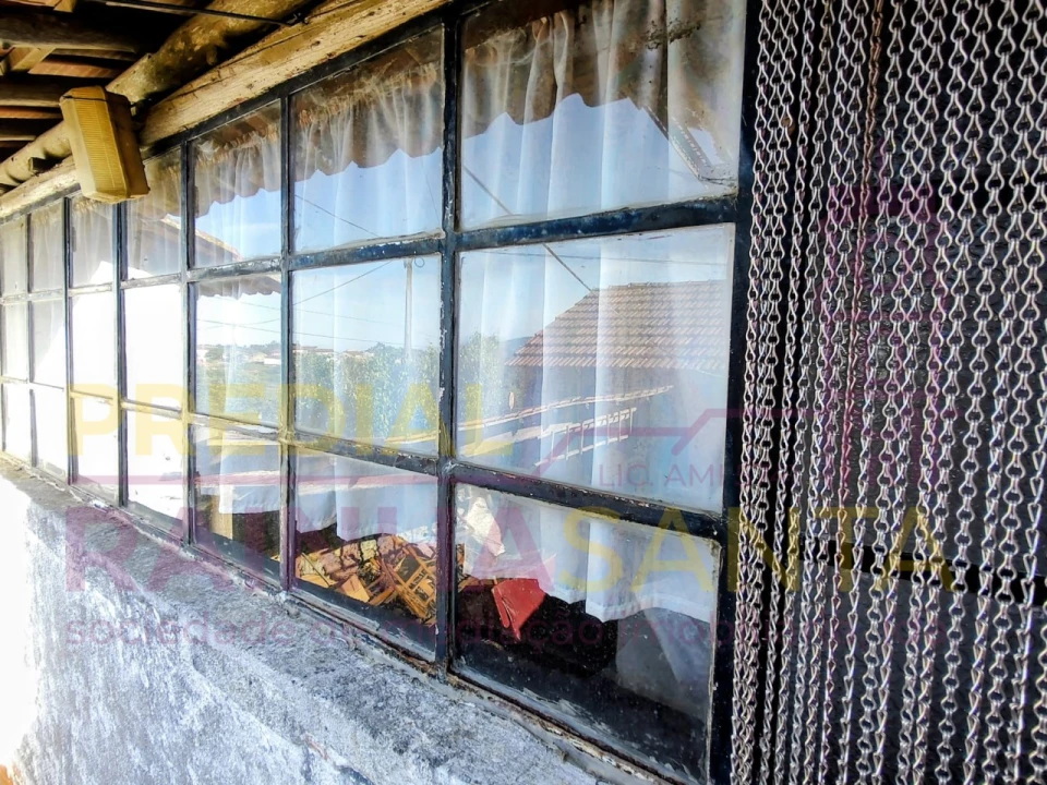 Moradia T2 para Venda em Arrifana Foto 6